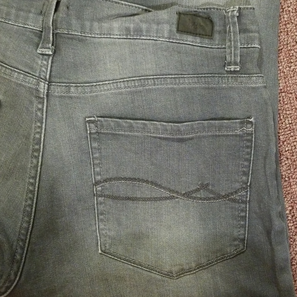 Lee Gray Skinny Jeans 💟 - Picture 5 of 8